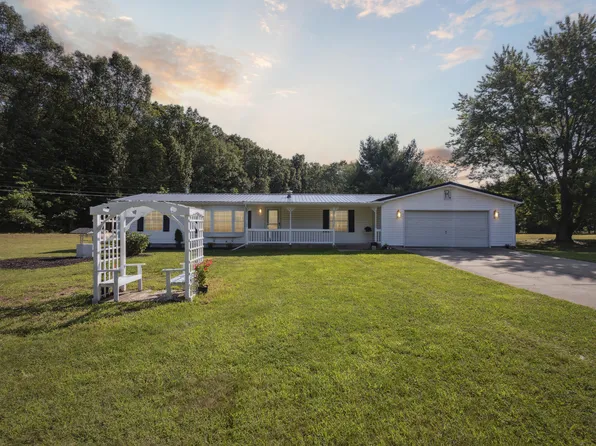 1741 Barron Lake Rd, Niles, MI 49120