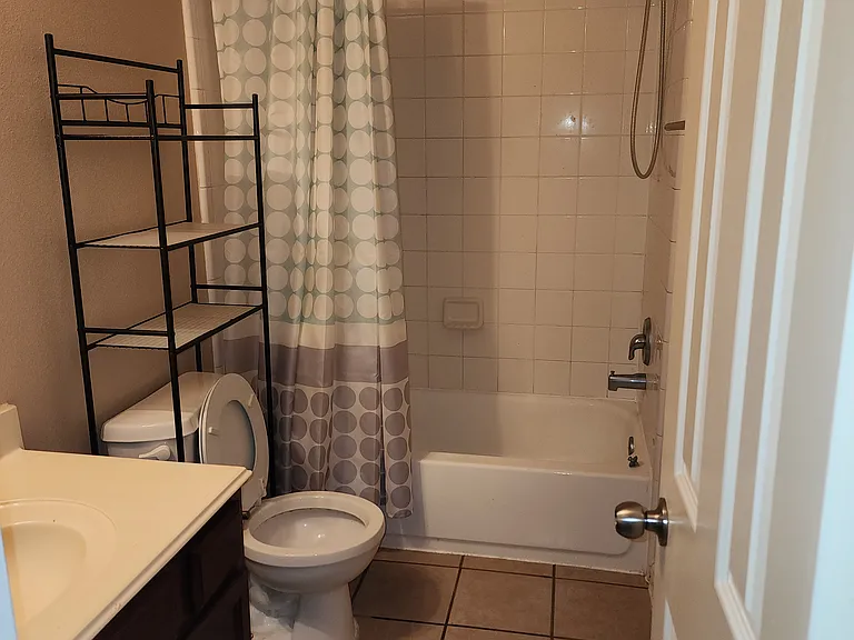 4918 Landward Ln — Photo 12