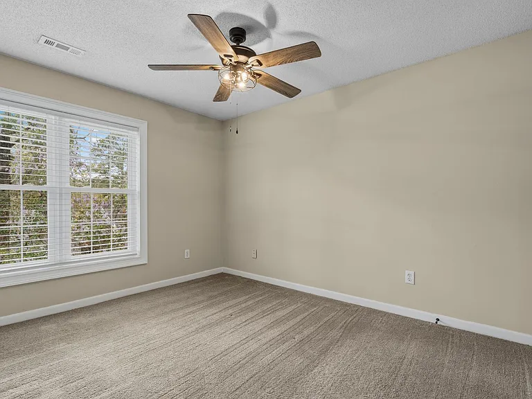 3695 Claypond Rd #H — Photo 47