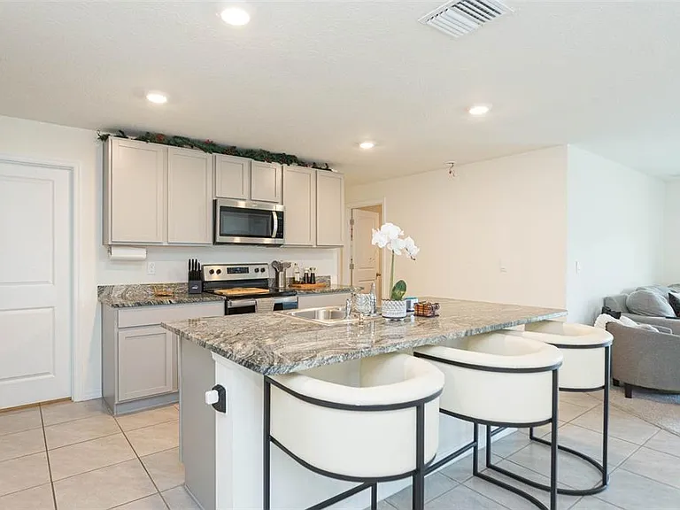 36703 Spanish Rose Dr — Photo 10