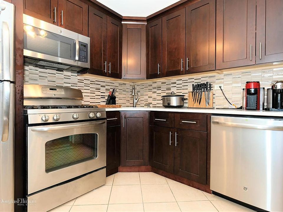 1st image of 1 Bay Club Dr APT 2L