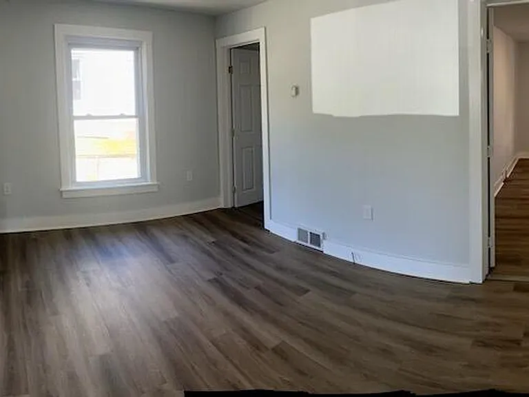 79 Saint Charles St — Photo 18