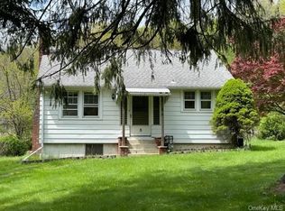 5 Knapp Ln, New City, NY 10956