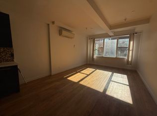 347 Union Ave #4, Brooklyn, NY 11211