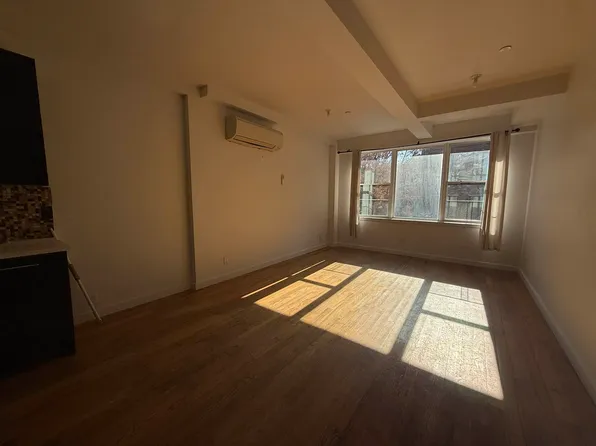 347 Union Avenue image 1 of 6