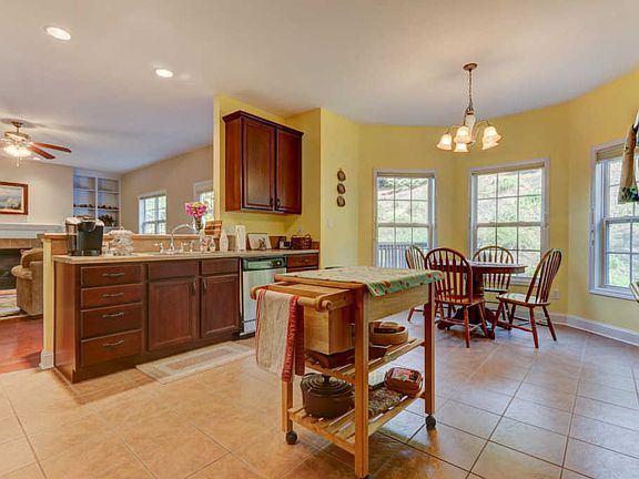 2nd image of 8349 Harbor Cove Dr