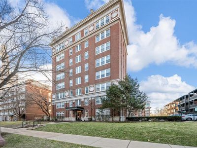 5330 Pershing Ave APT 702, Saint Louis, MO, 63112