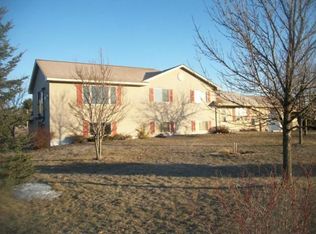 4027 220th Ave NW, Oak Grove, MN 55303