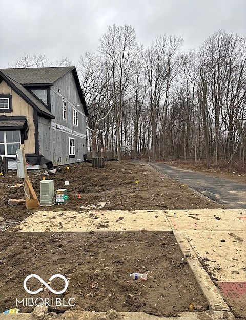 2nd image of 1274 Beyers St
