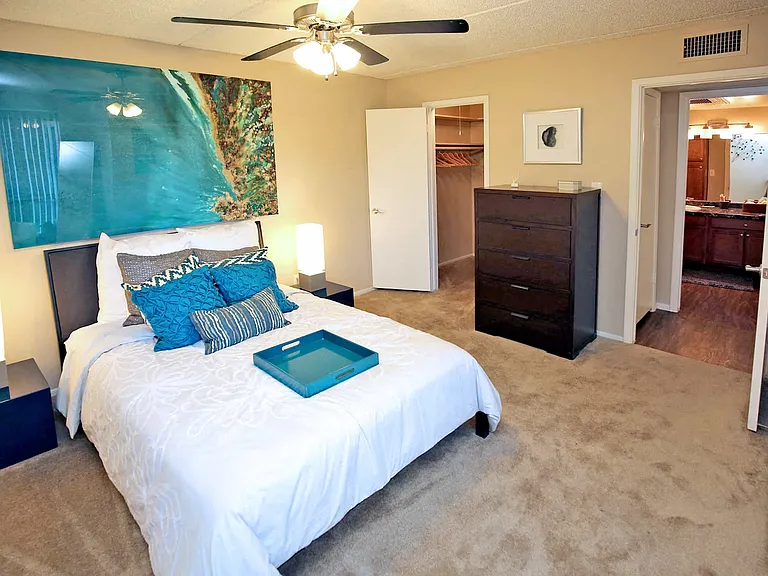 Arcadia Villa Apartments — Photo 7