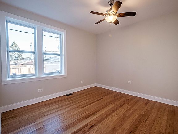 4th image of 3424 W Waveland Ave Unit 1W
