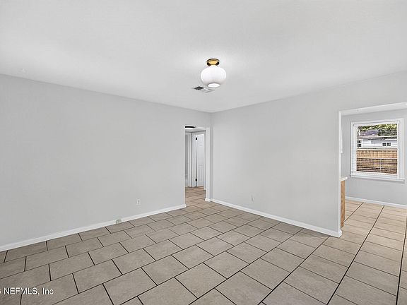 5th image of 1428 GAY Avenue