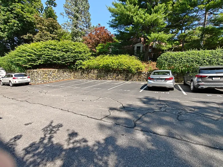 227 Summit Ave #E202 — Photo 12