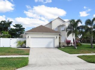 4215 NW 4th Ct, Deerfield Beach, FL 33442