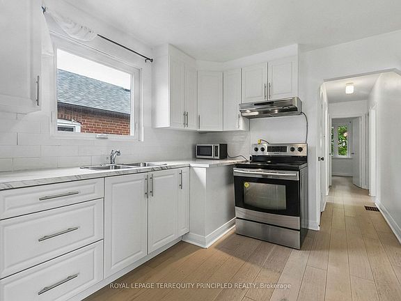 4th image of 104 Galbraith Ave
