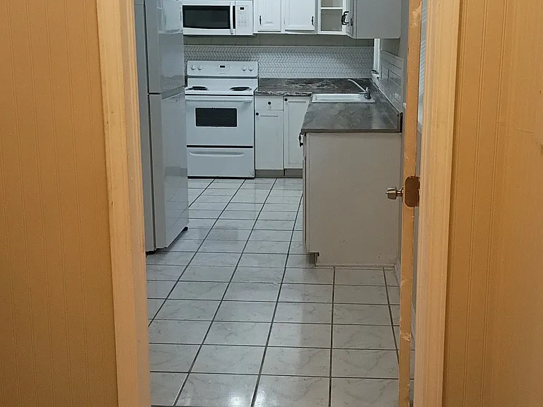 408 E Lafayette St — Photo 25