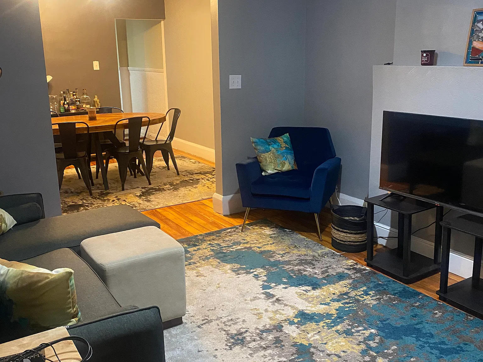 2 bed, 1000 sqft, $1,500 — Photo 4