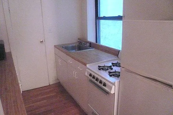 Rented by Geoffrey Stevens Realty | media 18