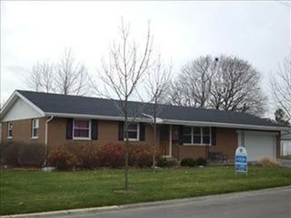 9 E Grace St, Pleasant Hill, OH 45359