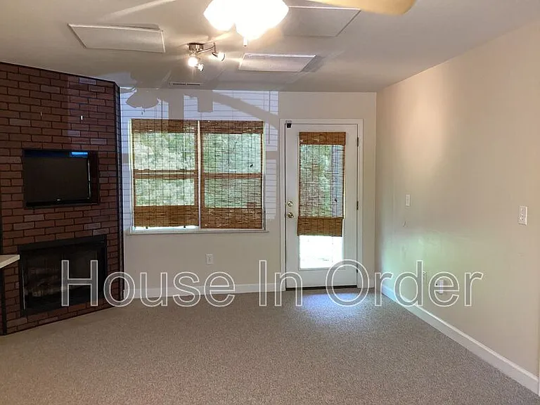 703 Olde Covington Way — Photo 5