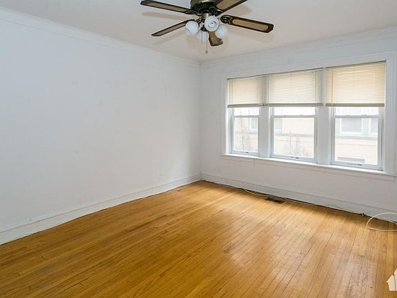3rd image of 1910 W Winnemac Ave #2JF