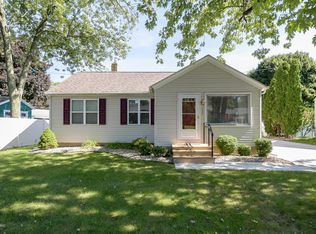111 Brewer Dr, Battle Creek, MI 49015