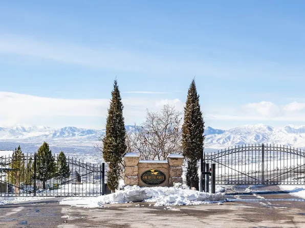 857 N Sandhurst Dr, Salt Lake City, UT 84103