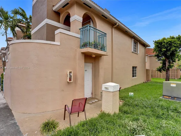 6466 SW 130th Pl APT 901, Miami, FL 33183