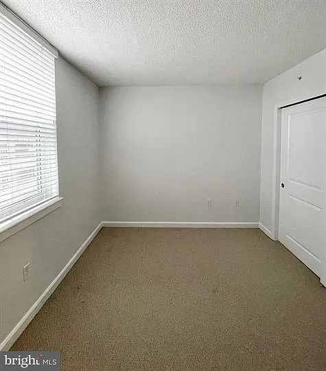 880 N Pollard St #605 — Photo 16