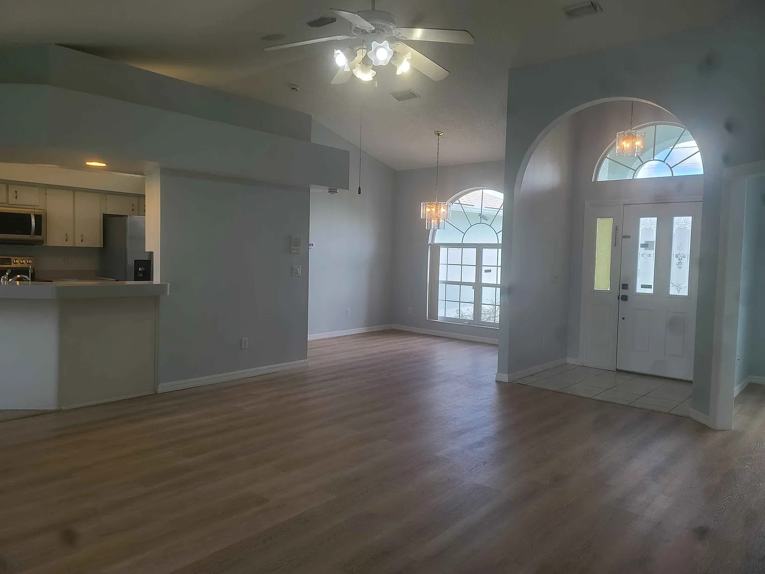 3 bed, 1871 sqft, $1,900 — Photo 4