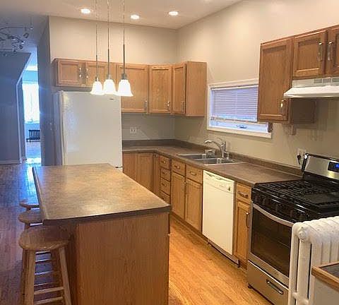 5th image of 3750 S Wallace St #1