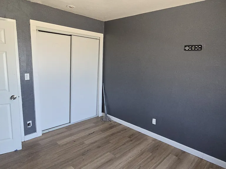 1101 E Roosevelt St #1 — Photo 13