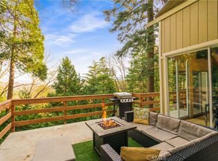 579 E Victoria Ct, Lake Arrowhead, CA 92352