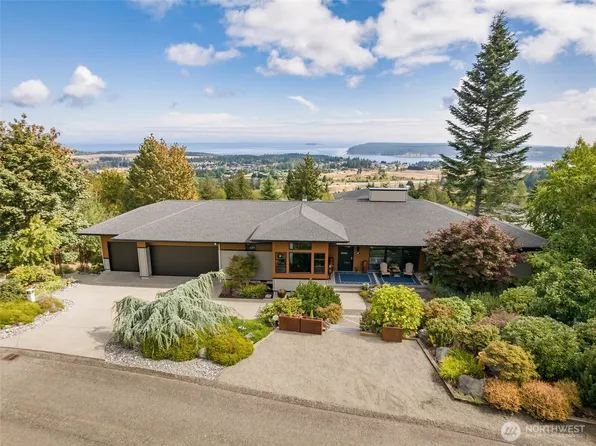 170 Flying Cloud Street, Sequim, WA 98382