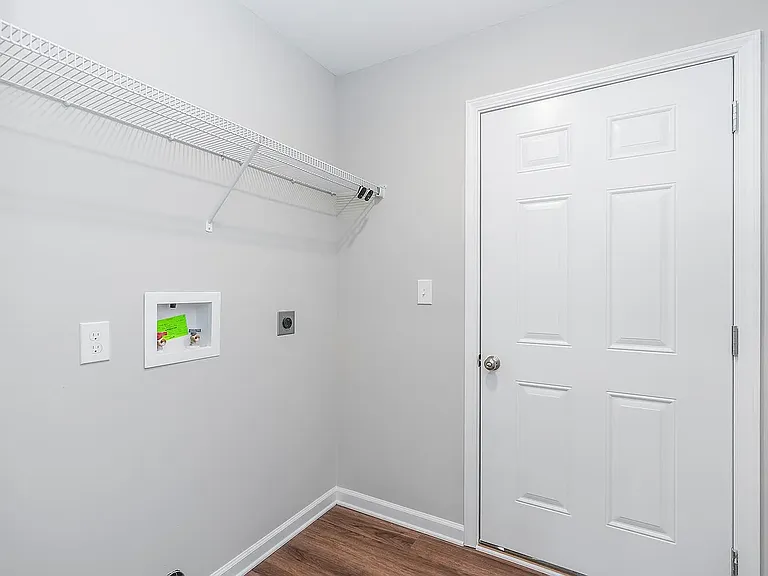 333 Hillcrest Ave — Photo 7