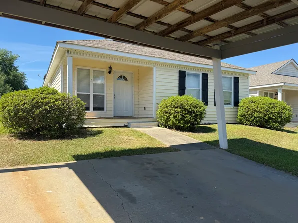 201 Hawthorne Dr, Hattiesburg, MS 39402