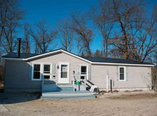 11935 N Satterlee Rd, Lakeview, MI 48850