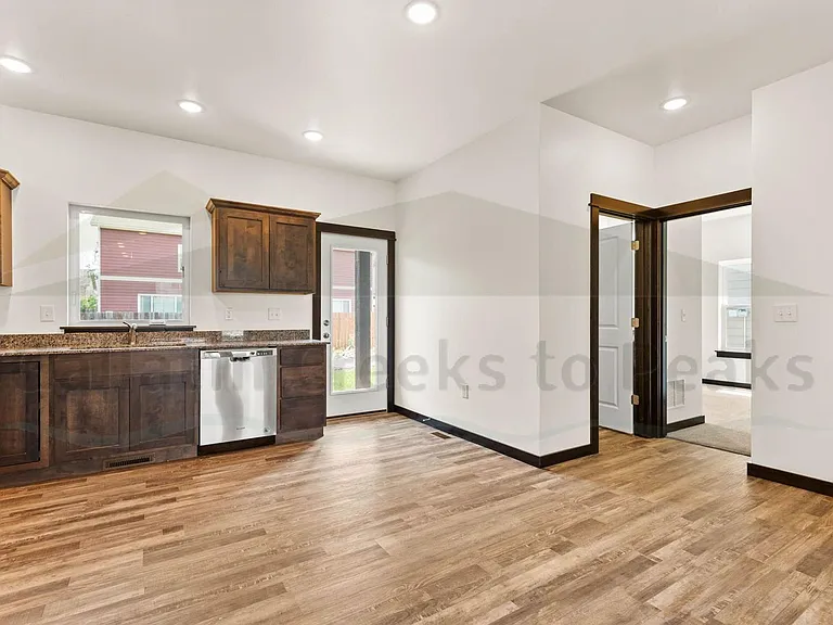 881 Rookery Lane — Photo 14