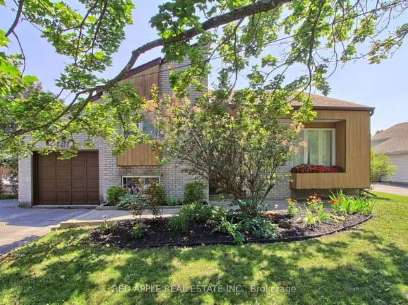 2277 Scythes St, Innisfil, ON L9S 1G7