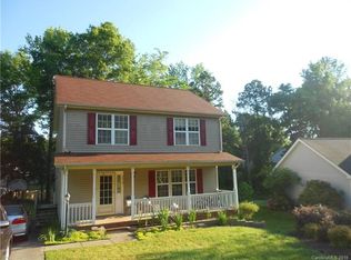 3319 New Hampshire Dr, Charlotte, NC 28227