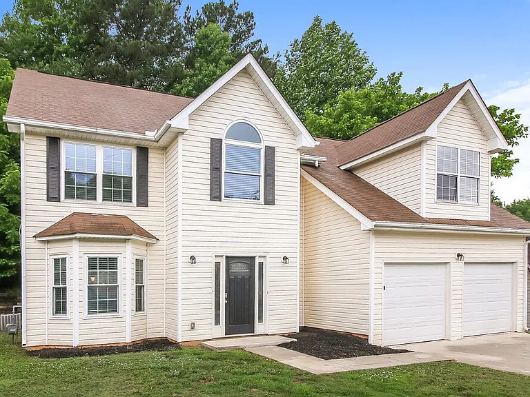 7210 Mahogany Dr — Photo 4