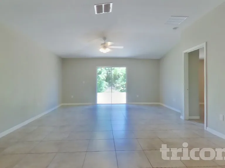 1724 Broad Winged Hawk Dr — Photo 3