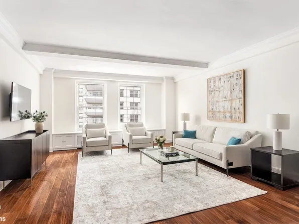 1 5th Ave APT 3F, New York, NY 10003