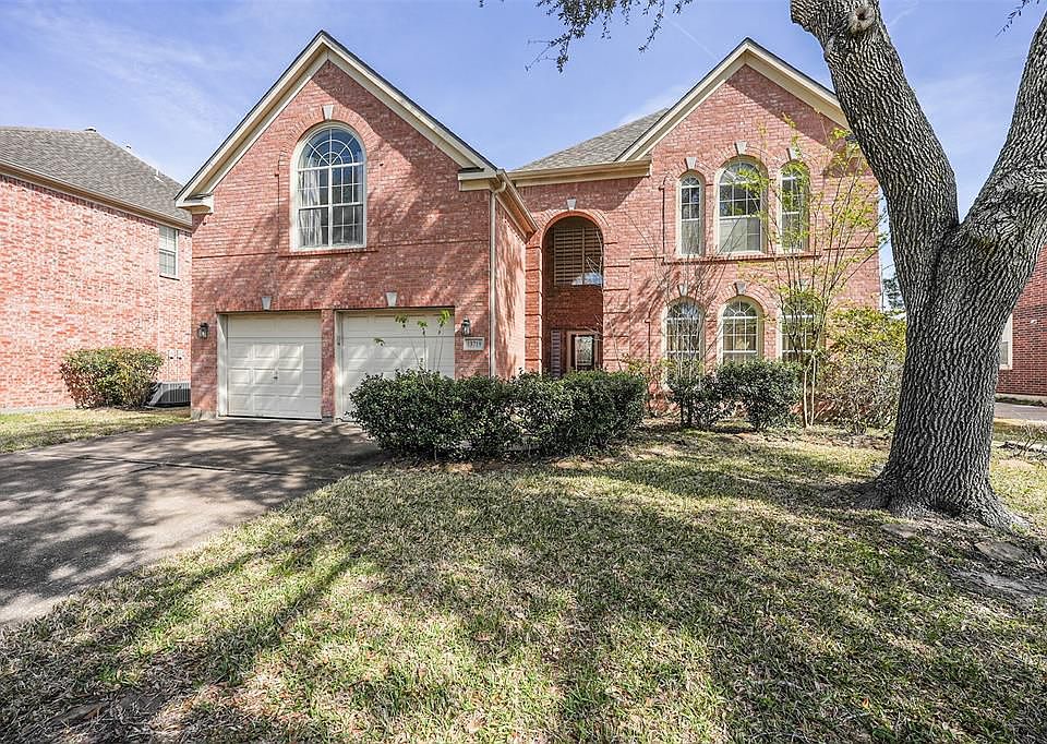 1st image of 13719 Country Green Ct