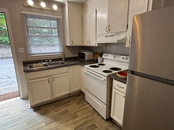 610 W 5th Ave, 610 W 5th Ave APT 11, Gastonia, NC 28052