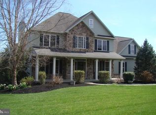 435 Creek Rd, Carlisle, PA 17013