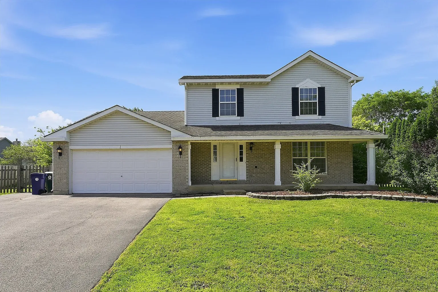 3 bed, 2.5 bath, 1822 sqft, $3,300 — Photo 1