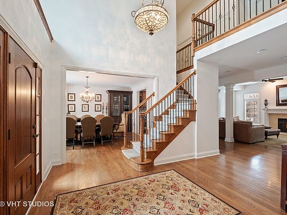 2nd image of 433 Pembroke Ct