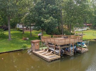 330 Kennon Dr, Valentines, VA 23887