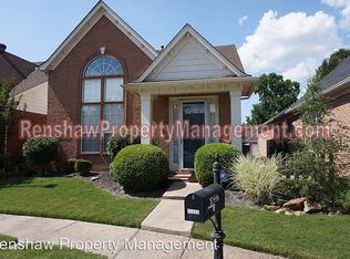 10446 Kensington Cir, Collierville, TN 38017